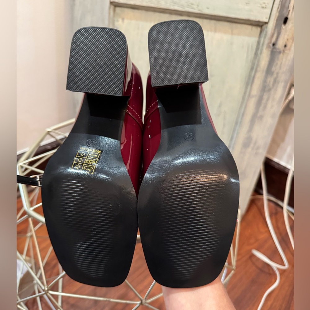 Chunky Heeled Mary Jane Shoes, Round Toe Red/Burgundy - Picture 7 of 11